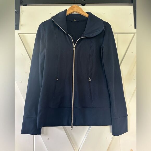 Lululemon Navy Blue Full Zip Athletic Jacket size 8 - Picture 1 of 3